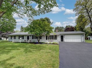 24 Cullens Run, Pittsford, NY 14534