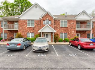 1103 Powerhouse Ln UNIT 104, Lyndon, KY 40242