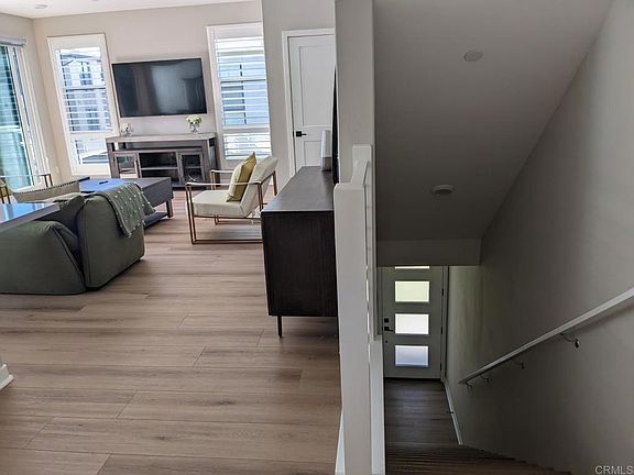 3rd image of 2950 Via Alta Pl #2950