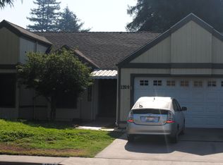 1914 N Cain St, Visalia, CA 93292