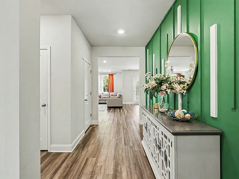 170 Glen Abbey Cir — Photo 5