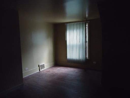 2nd image of 323 E Franklin Ave #1