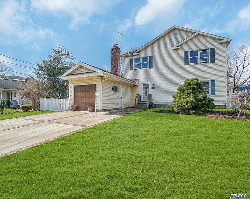 1st image of 180 1st Ave