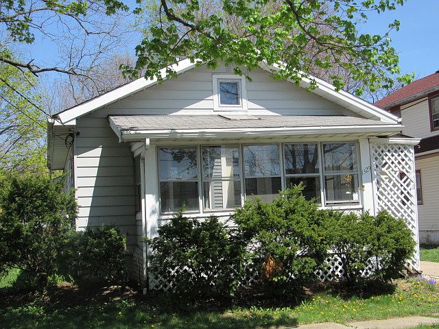 1st image of 1329 Wagner Ave