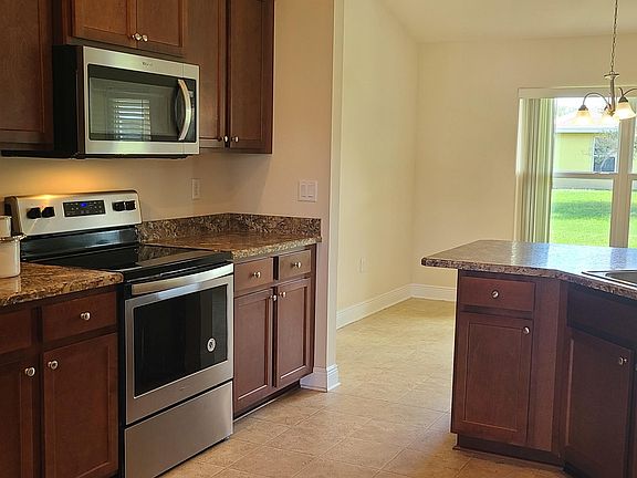 4th image of 3485 SW San Giorgio St