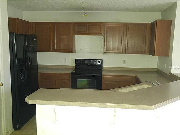 4th image of 1064 Chalcedony St