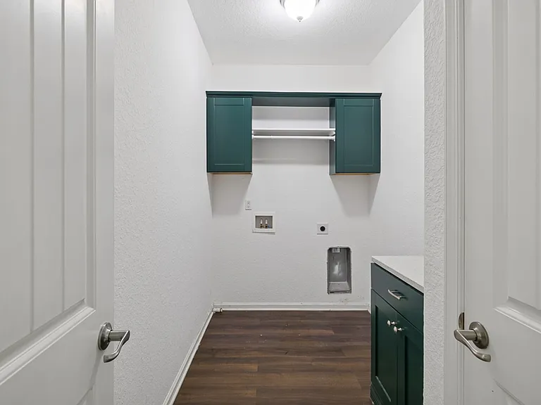 721 Tyler Way — Photo 41