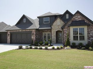 310 W 128th St, Jenks, OK 74037