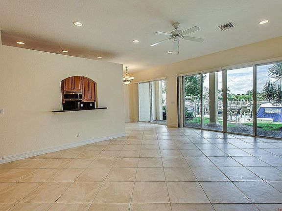 3rd image of 1000 N Us Highway 1 APT 808