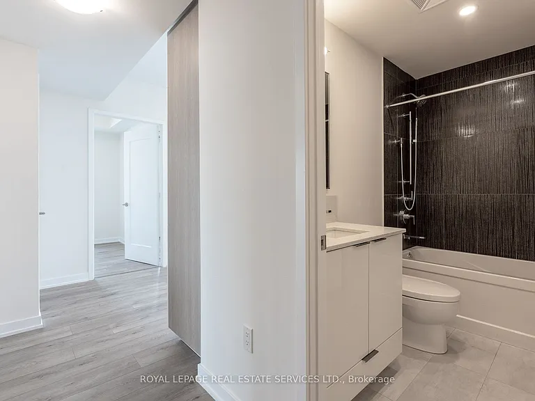 28 Freeland St #1307 — Photo 27