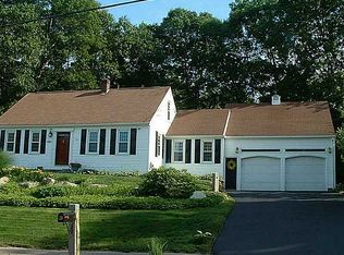 30 Teakwood Dr W, Coventry, RI 02816