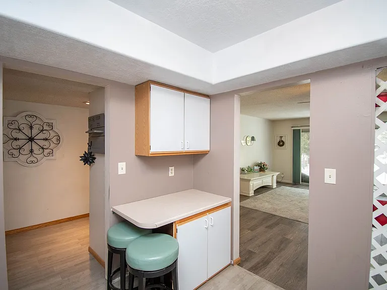 2904 W 33rd St #323 — Photo 14