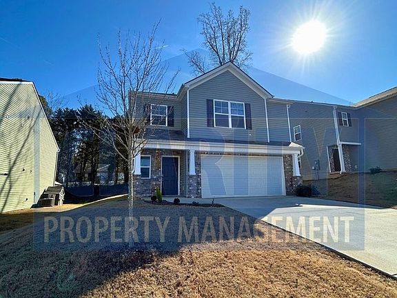 2nd image of 3336 Harmony Ct NE