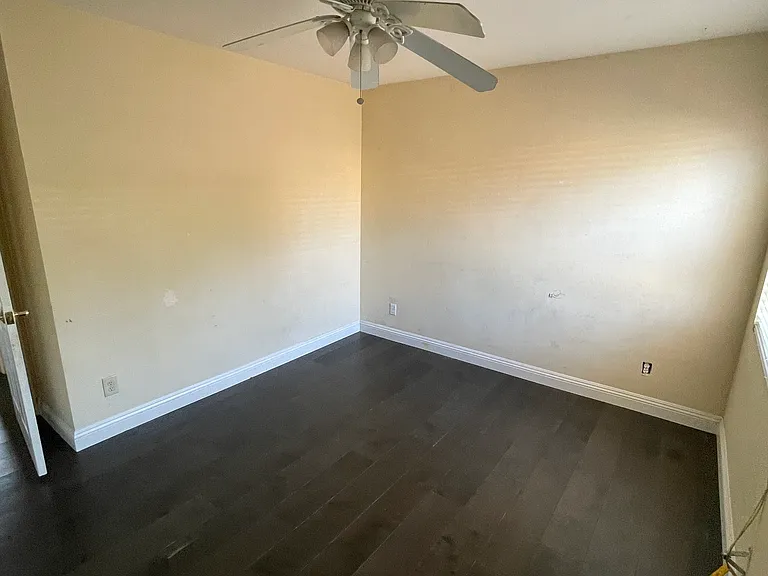 12811 La Cuarta St — Photo 21