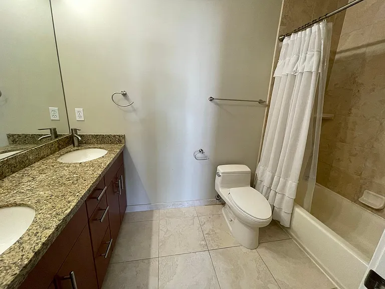 3740 Park Blvd #115 — Photo 11