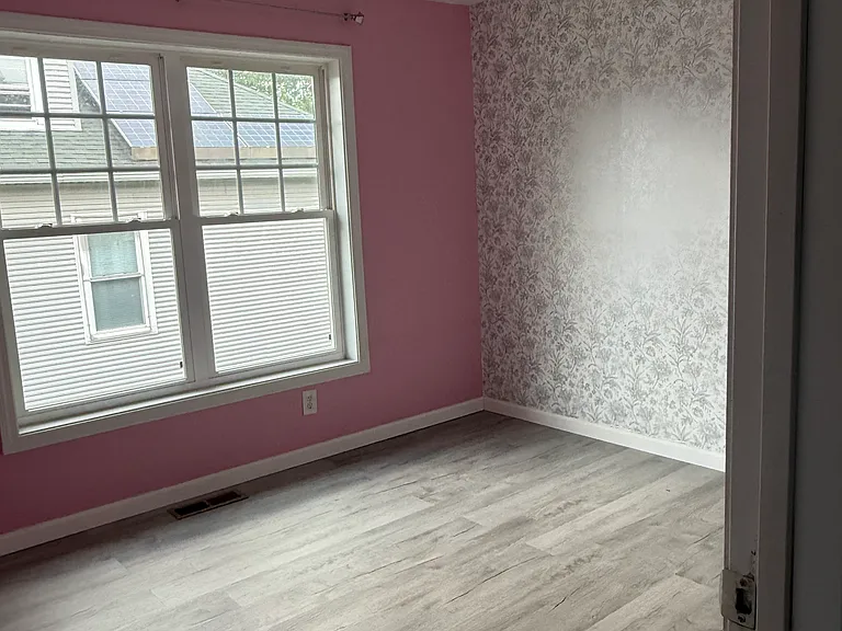 115 Thorniley St #5 — Photo 5