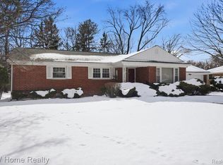 18635 San Diego Blvd, Lathrup Village, MI