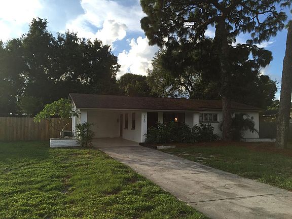 2nd image of 420 Park Cir S