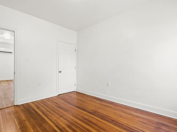 5th image of 5 Siegel St #B