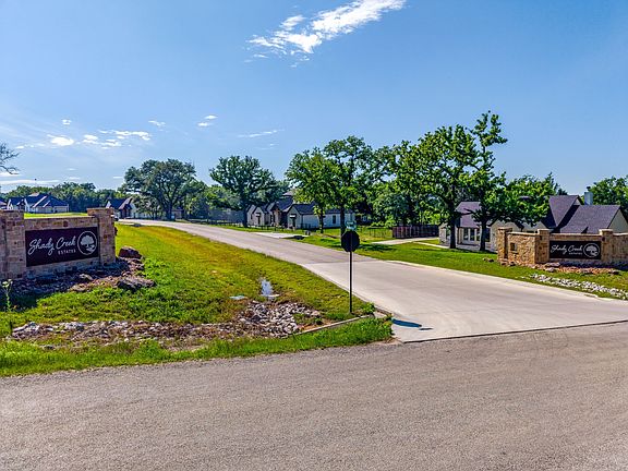 4th image of 2029 Shady Creek Xing