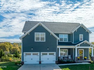 444 Holland Springs Dr, Maryville, TN 37803