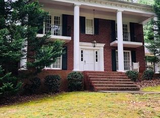 7995 Innsbruck Dr, Sandy Springs, GA 30350