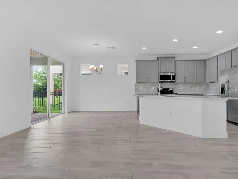 6214 Sea Amber Ln — Photo 7
