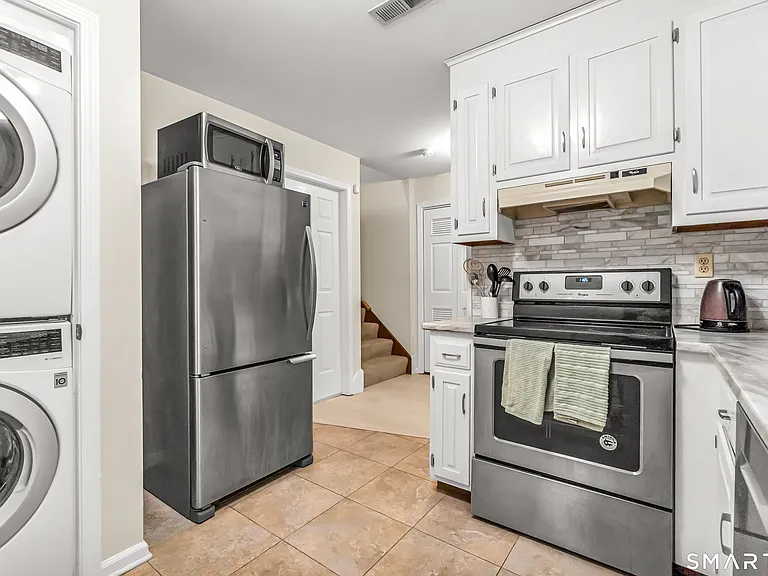 462 Glendale Ave #20 — Photo 13