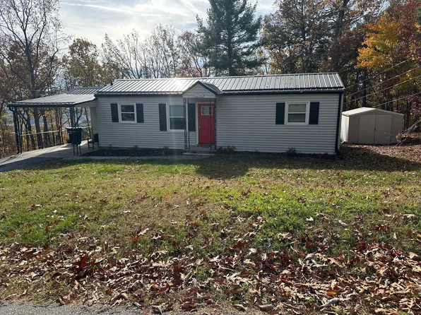 1298 Skyview Rd, Salem, VA 24153