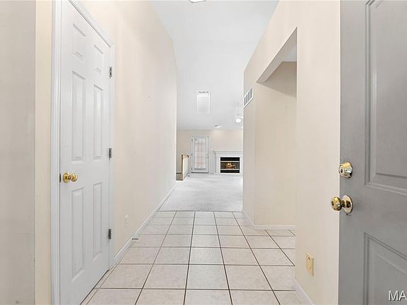 4th image of 5550 Remington Villas Ct
