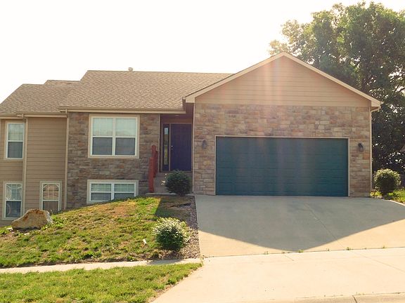 2nd image of 1025 Coyote Dr