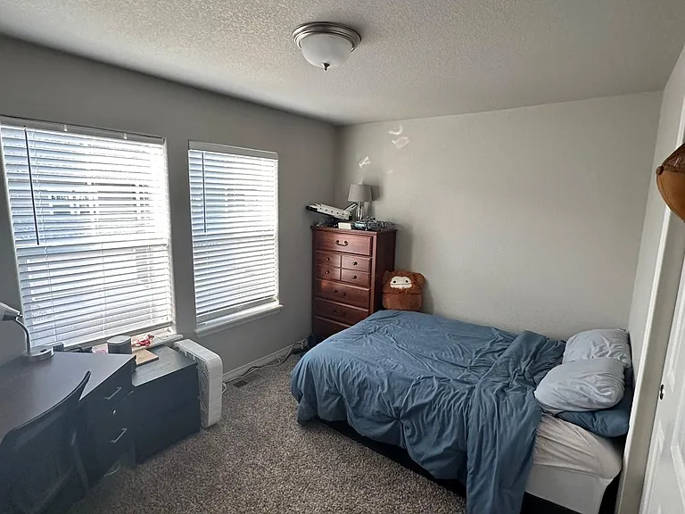 2408 Ridge Top Dr — Photo 11
