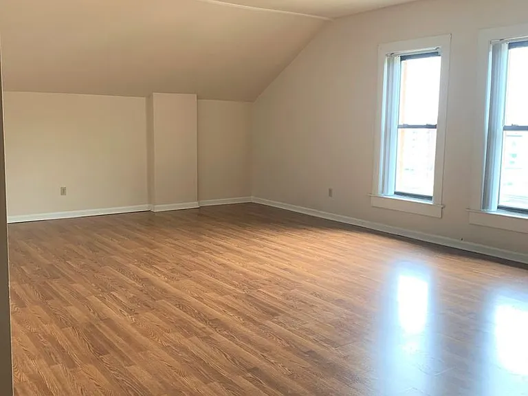 St. Agnes Apartments — Photo 45