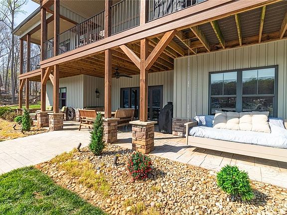 4th image of 1321 Warf Rd