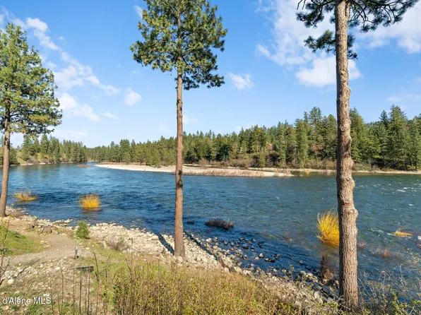 695 S Majestic View Dr, Post Falls, ID 83854