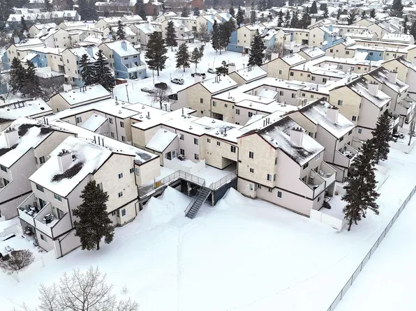 157 Lancaster Ter NW, Edmonton, AB T5X 5T1