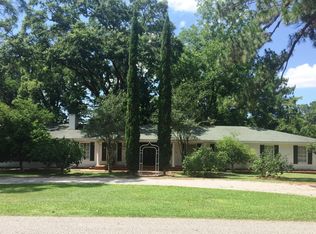 300 Leonpacher Rd, Lafayette, LA 70508