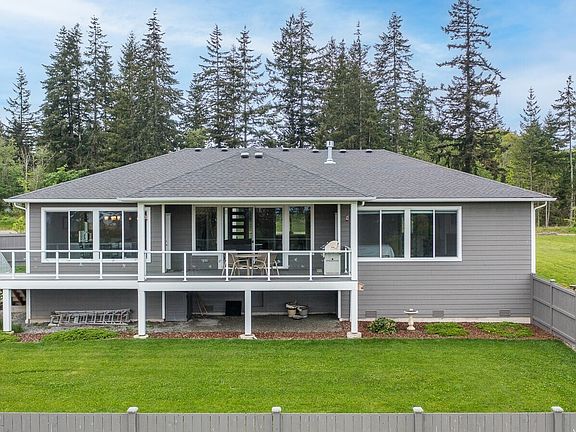 4th image of 1409 Village Heights Place