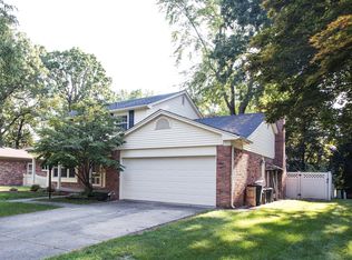 14125 Riverside St, Livonia, MI 48154