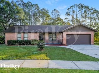 9586 S Villiers Dr, Jacksonville, FL 32221
