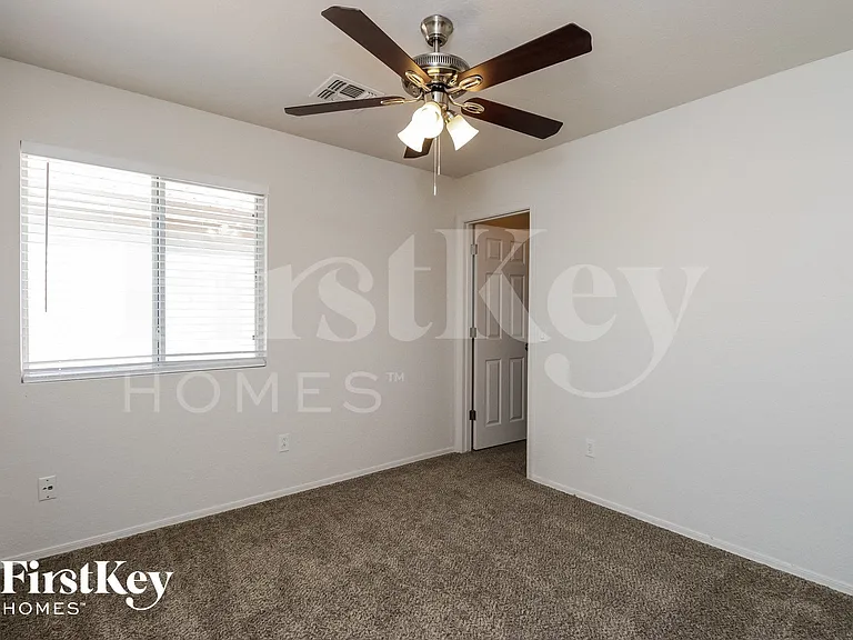 31315 N Shale Dr — Photo 12