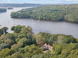 77 Cove Rd, Lyme, CT 06371