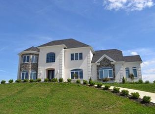 311 Braeburn Dr, Canonsburg, PA 15317