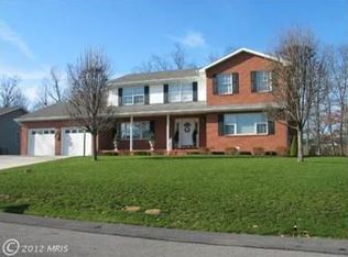1025 Cherrywood Ave, Cumberland, MD 21502