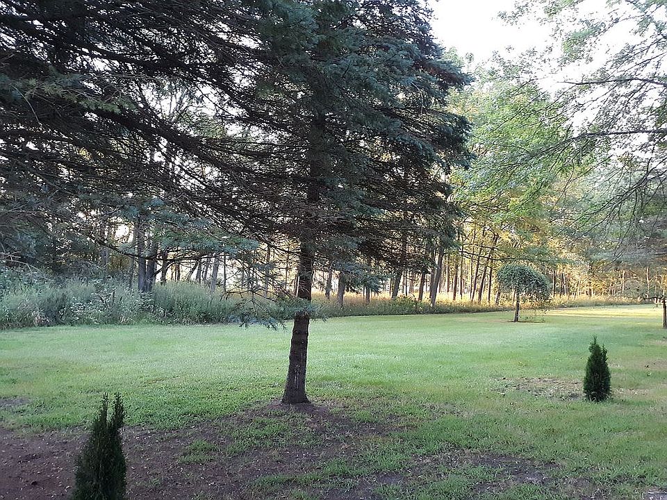 2nd image of 9616 W Five Mile Rd