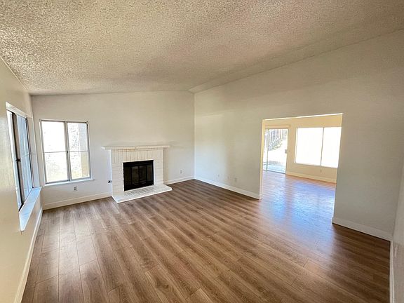 5th image of 22824 Chambray Dr #1