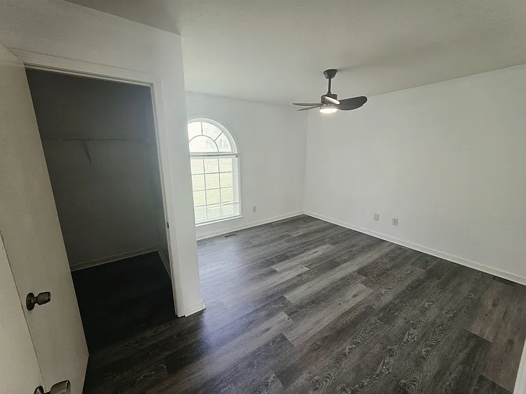 2347 Feedmill Rd — Photo 12