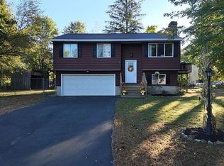 8 San Luis Rd, Gansevoort, NY 12831