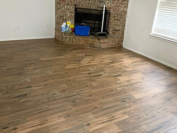 3rd image of 5211 Windy Meadow Dr