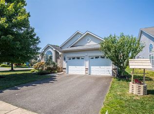 450 Monticello Ln, Lakewood, NJ 08701